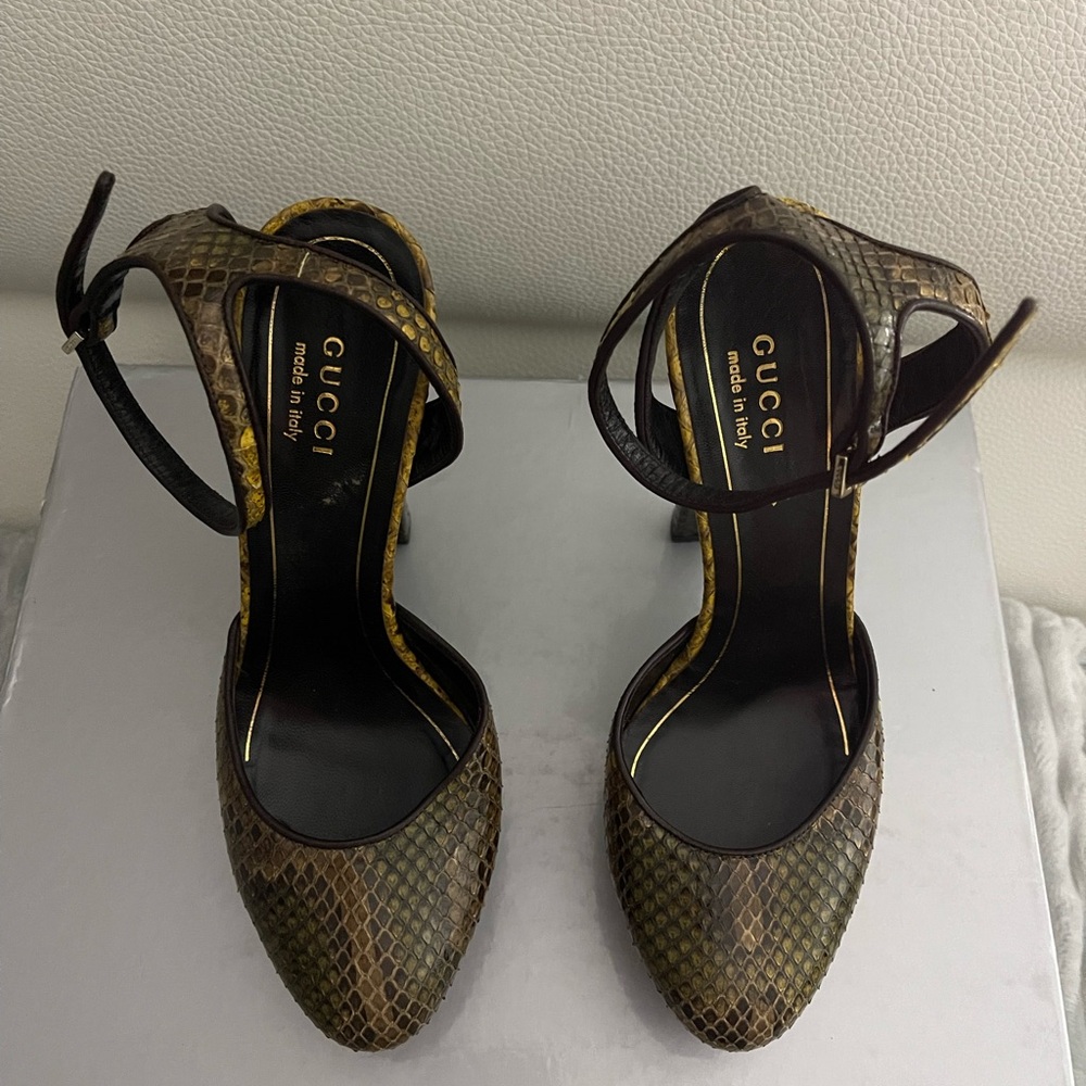 Gucci Yellow/Brown Python Leather High Heel Pumps